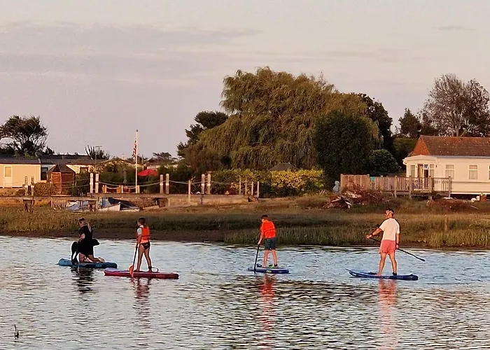 Hayling Hideaway, Private Cosy Annex Near To Beach