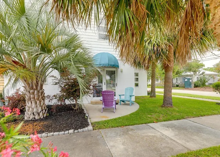 Coastal North Carolina Abode - Rooftop Water Views