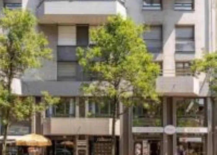 "Le Petit Bonlieu" Au Centre Ville Et A 300 M Du Lac