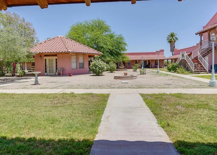 Eloy Vacation Rental W/ Pool Access & Courtyard!