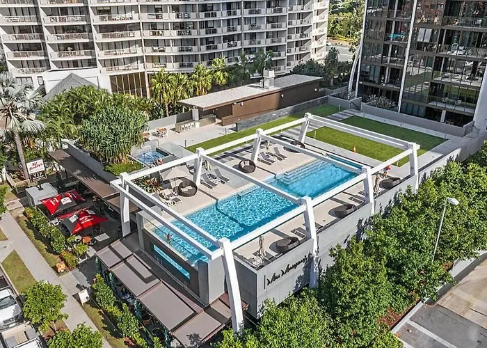 Broadbeach Business Or Leisure