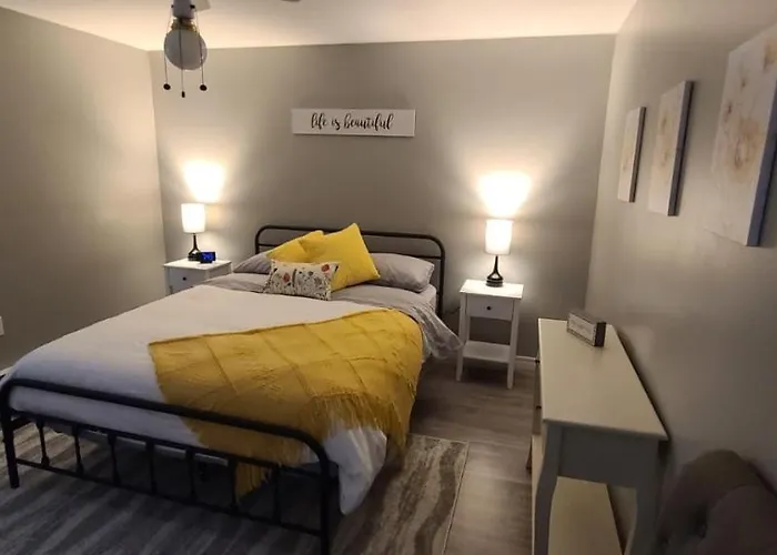 Lush'S Lodge