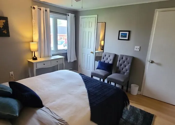 Lush'S Lodge
