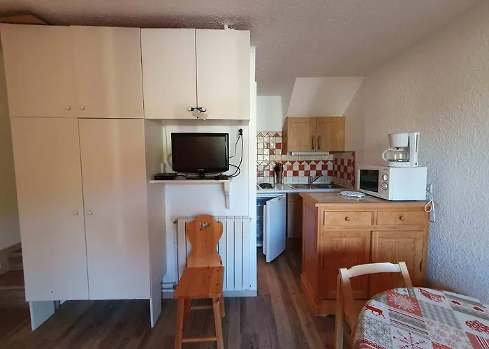 Studio 3 Personnes, Vars Les Claux, Skis Aux Pieds