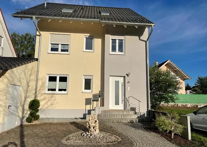 Ferienwohnung Blumenfeld