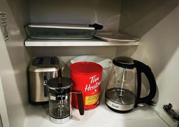 *Cozy, Newly Renovated, Fully Equipped*