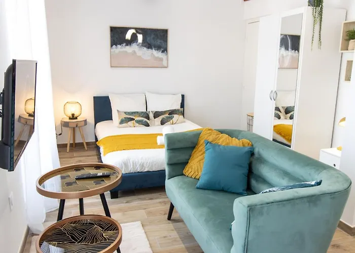 Joli Studio Climatise 'Alma 4' - Coeur De Beziers - Wifi Fibre - Netflix