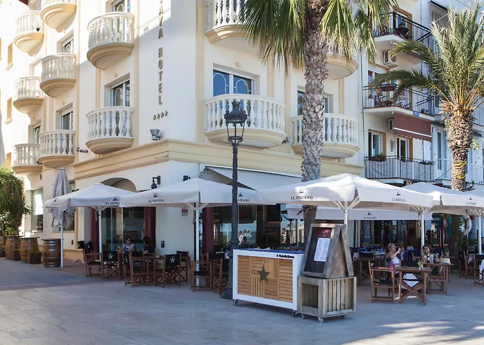 Pet Friendly hotel: Urh Sitges Playa