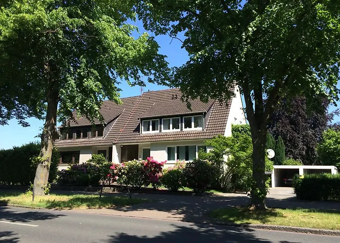 Luxussuite Mit Steinway-Fluegel