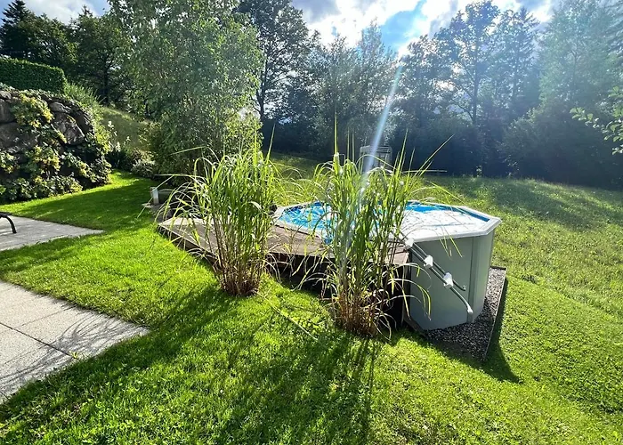 2-Zimmer Ferienwohnung An Ruhiger Lage