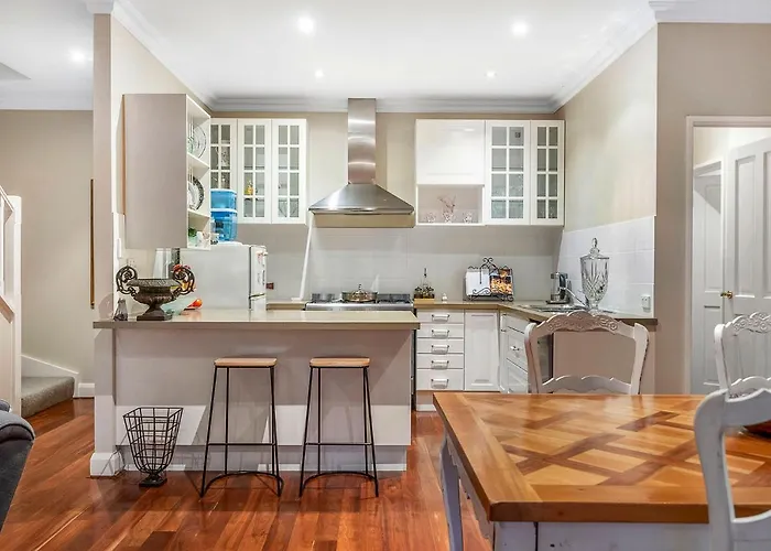 Fremantle Accommodation Villas Arundel St