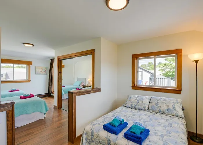 Ocean-View Apt In The Heart Of Southwest Harbor!