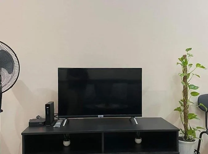 Studio Condo Building 81 Newport Boulevard