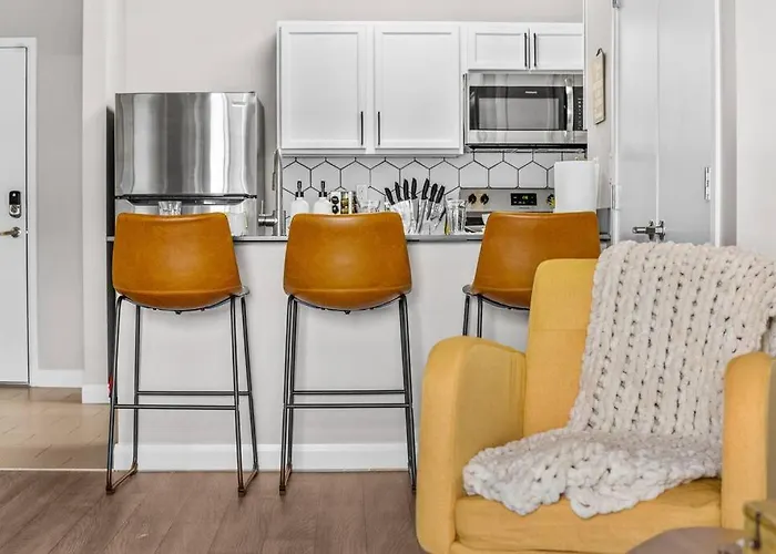 City View Boho Apt Stocked W Everything You Need