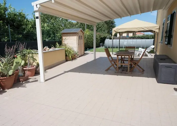 Casa Tiziana Con Ampio Patio E Parcheggio Riservato