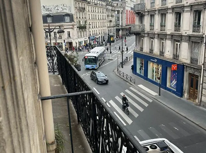 Hotel De Ville Paris