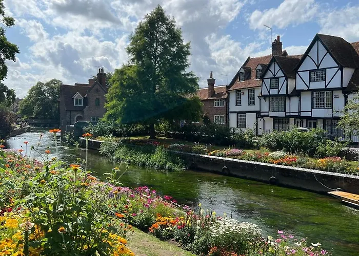 Westgate Garden Riverside