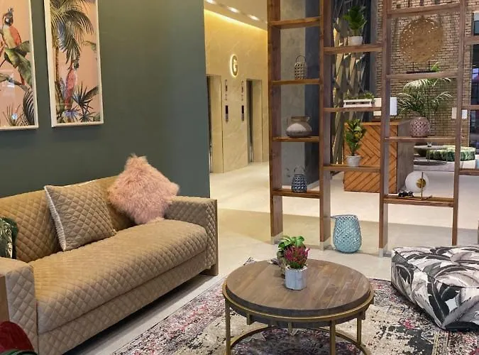Nakheel Residence Sabah Alsalem By House Living