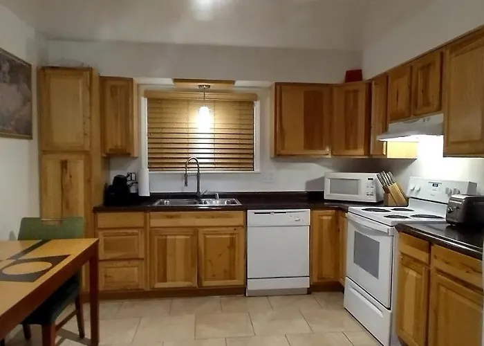 410 E 45Th Ave Unit 3