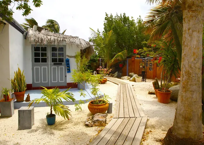 Beach House Aruba Apartments