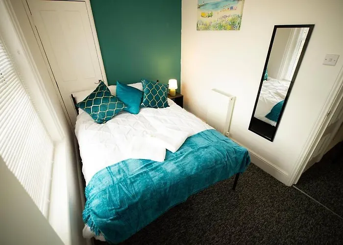 Spacious Sea-View Flat With Easy Invest