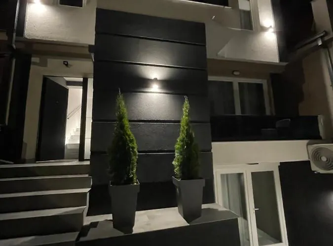 Kali Apartments