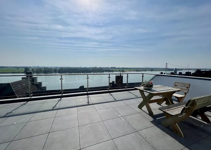 Panorama - Exklusives Apartment An Der Promenade Mit Dachterrasse & Rheinblick