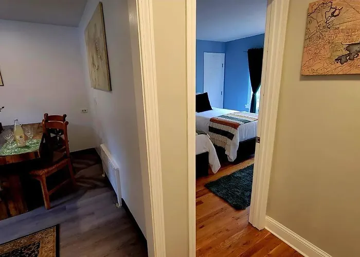 Unique & Peaceful Boston Home, Ideal For 2026 World Cup Visitor, Free Parking