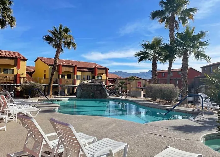 Spectacular Mountain Views At Hawk Ridge