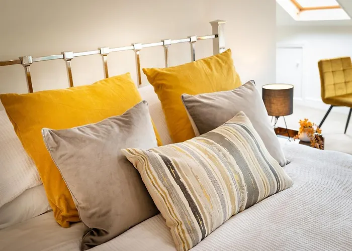 Luxury Studio Apartment - Town Centre