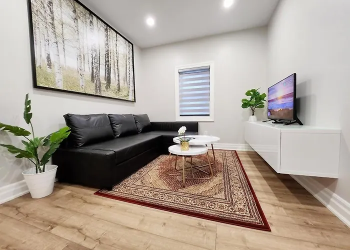 The Zen Escape Modern Queen Size One Bedroom Full Apartment