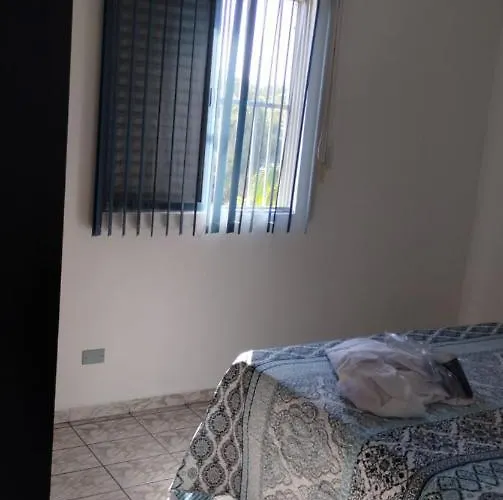 AP Guarujá Enseada lado praia com piscina, lazer completo