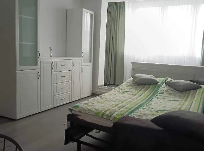 Enci Kiado Apartman