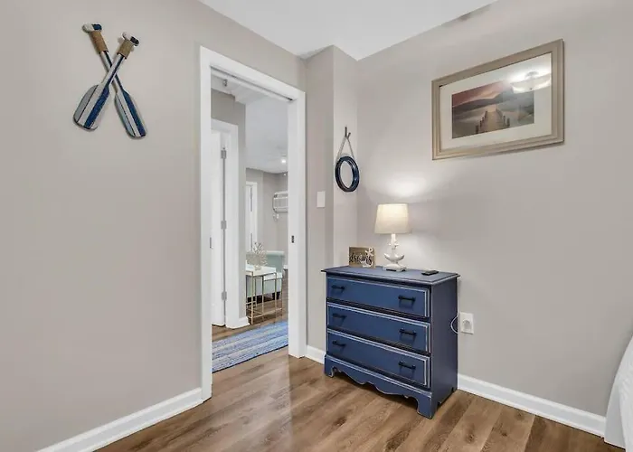 Seaside Cottage: A 'Myshorecottage' Property