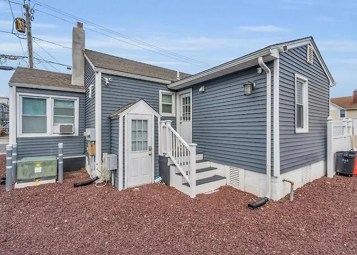 Seaside Cottage: A 'Myshorecottage' Property