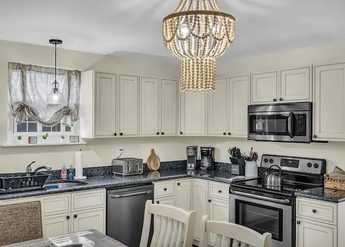 Barnegat Bay Cottage: A 'Myshorecottage' Property