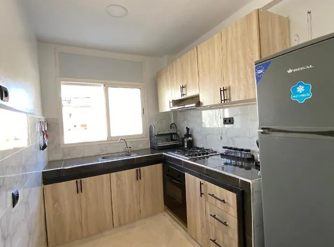 Lovely 2 Bedroom Apartment