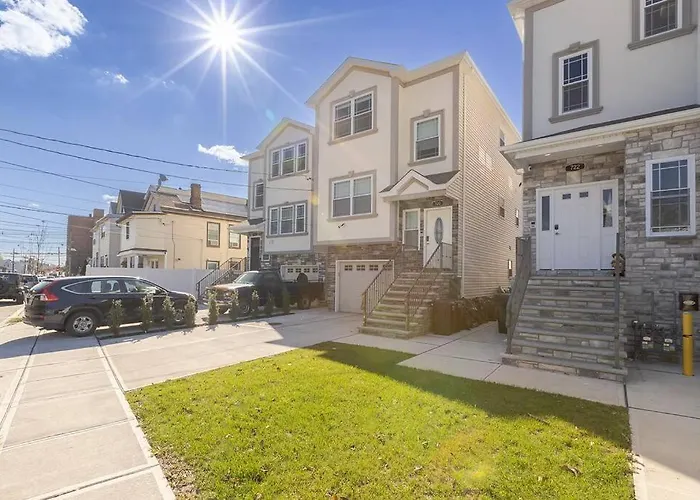 Beautiful 3Bedroom Apartment