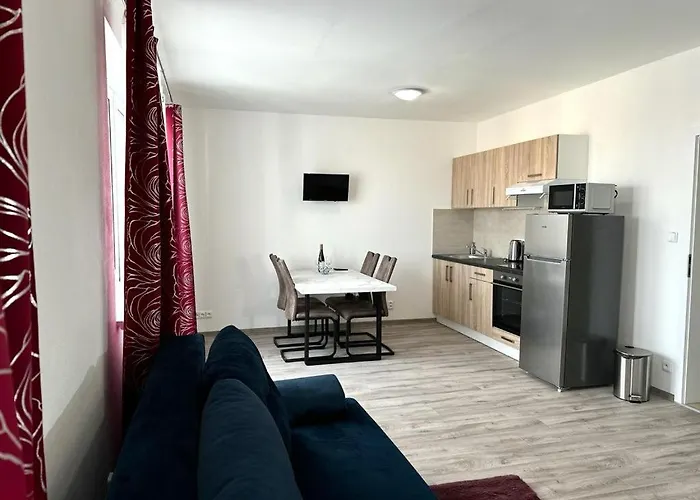 Sky Apartments 501