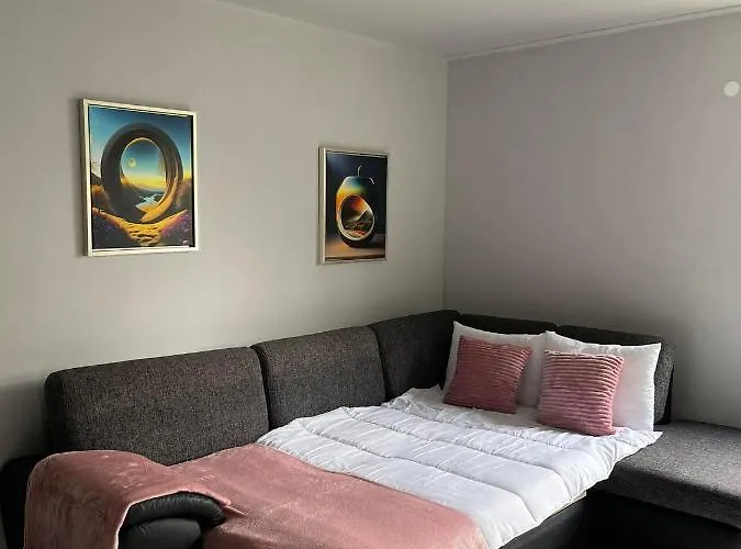 Apartment Aria
