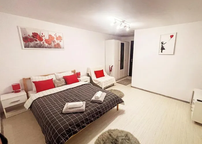 Buzz Apartment