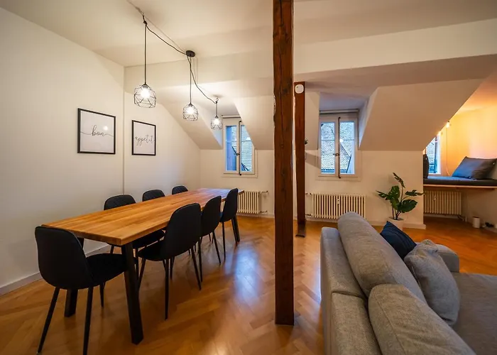 Old Town Apt In The Heart Of Thun With Garden