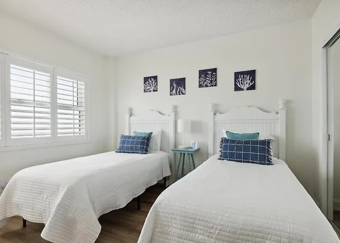 Sunrise At The Beach - 2Br Apt With Scenic Views