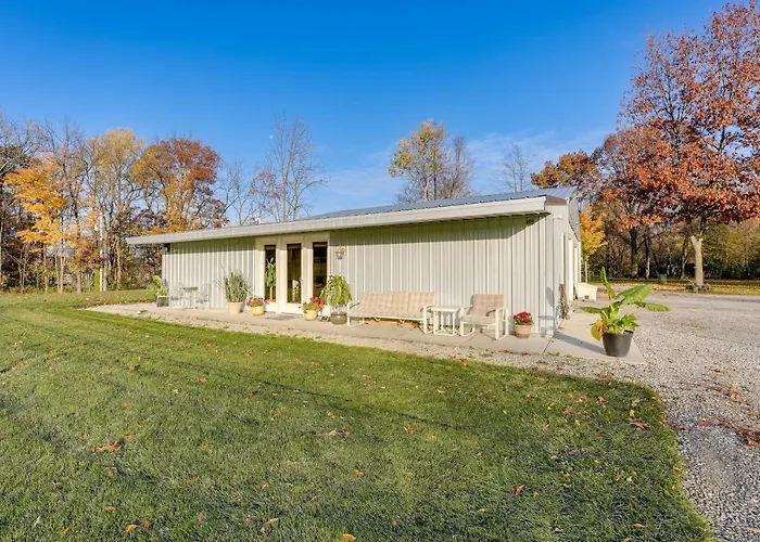 5 Mi To St Joseph River: Apartment W/ Fire Pit!