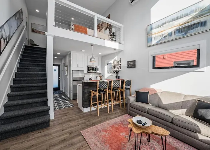 Stella Boona 1Bd Loft Condo Downtown Wineries Beaches