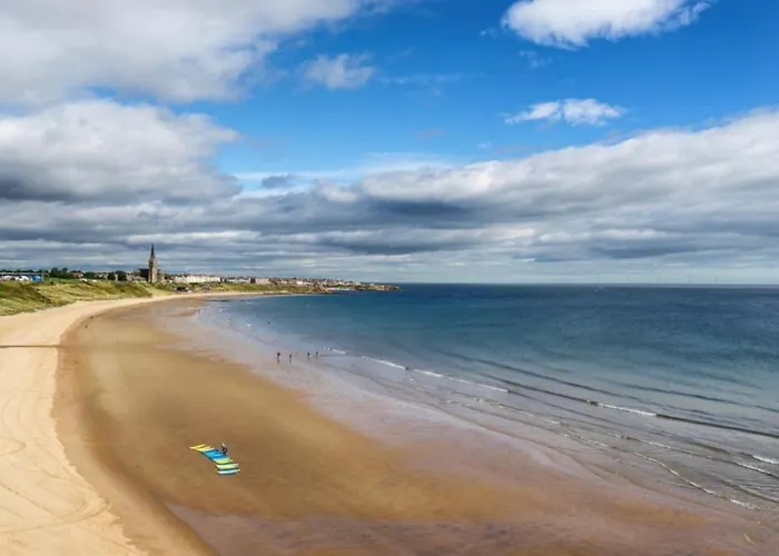 Seaviews Apartment 2, Whitley Bay Sea Front