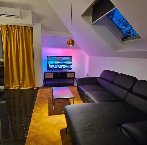 Modern Penthouse Apt2 Near Frankfurt