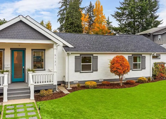 Walk To The Waterfront - Charmwood House In Tacoma