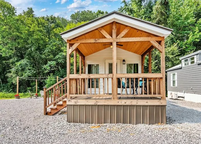 6 A Little Wanderlust Lux Tiny House, Firepit, Boat Parking, 5 Mins To Lake, Downtown