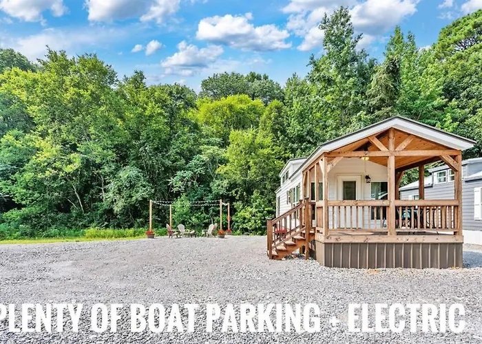 6 A Little Wanderlust Lux Tiny House, Firepit, Boat Parking, 5 Mins To Lake, Downtown